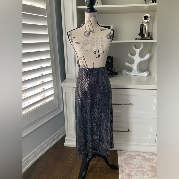 URBAN OUTFITTERS Disco sparkle Silver Black Midi Skirt Women’s Size small - Picture 6 of 14